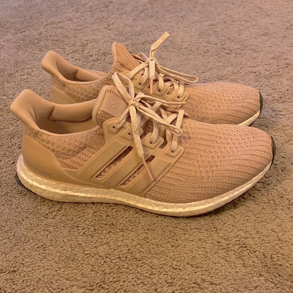 Adidas Ultraboost 4.0 Ash Pearl Women Size 9.5